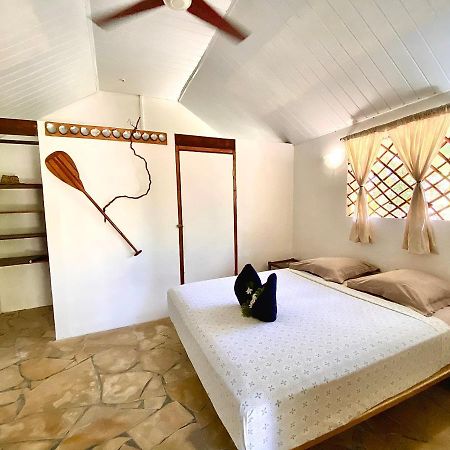 Poe Guesthouse Rangiroa Eksteriør bilde