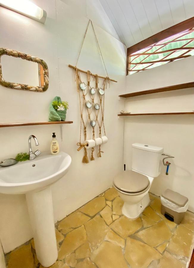 Poe Guesthouse Rangiroa Eksteriør bilde
